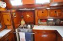 Solar Planet 51 Beneteau Idylle 15,5: Galley with gimbal stove and oven starboardside